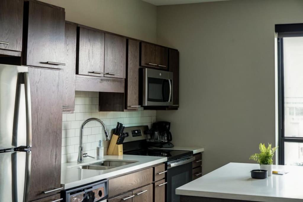Modern Stylish Downtown Apartment Des Moines Kültér fotó